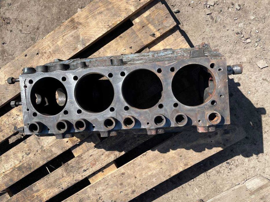 Блок цилиндров Т-40 Д37М-1002015А2