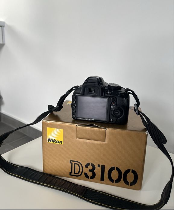 Фотоапарат Nikon3100 сумка в подарунок