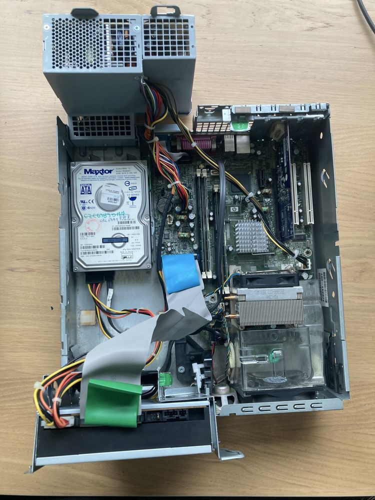 Komputer HP Compaq dc7600 Small Form Factor
