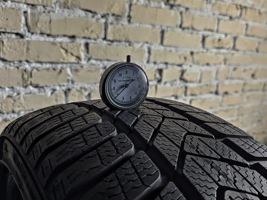 Пара 225/40r19 Pirelli | 7mm | Преміум зимові шини | 2021/2020 | Ідеал