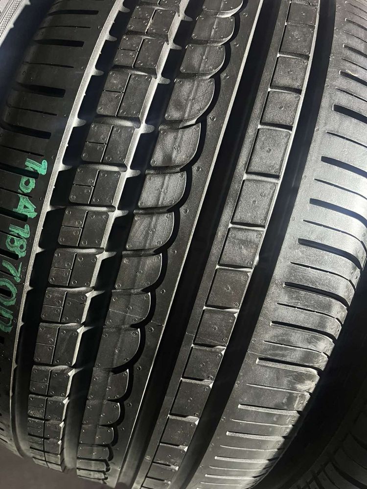 275/40/19+245/45/19 R19 Pirelli PZero Rosso 4шт нові