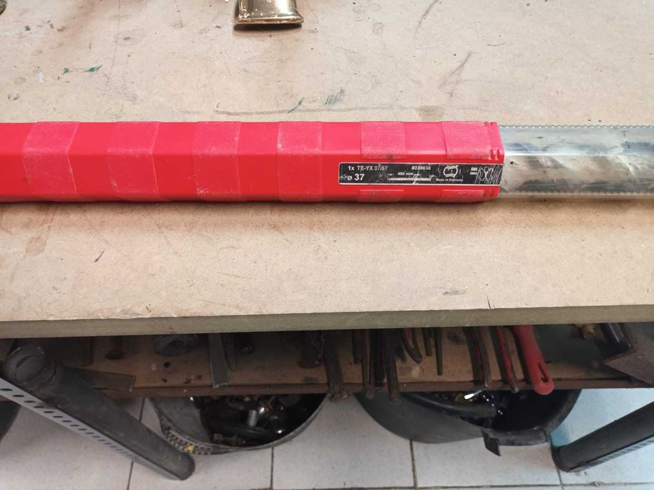 Broca 450mm e 37 diâmetro