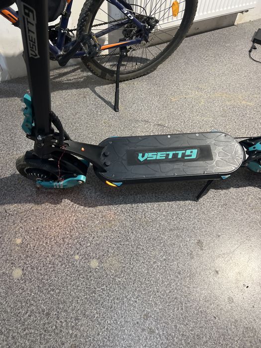 Hulajnoga elektryczna Vsett 9