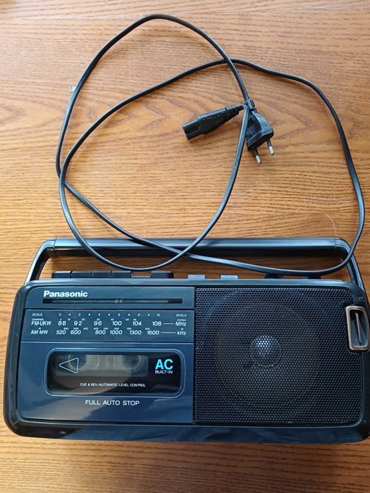 Радіоприймач, касетний магнітофон Panasonic