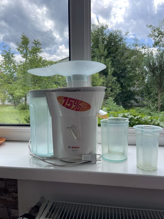 Соковижималка Bosch MES1020/02 — надійна класика