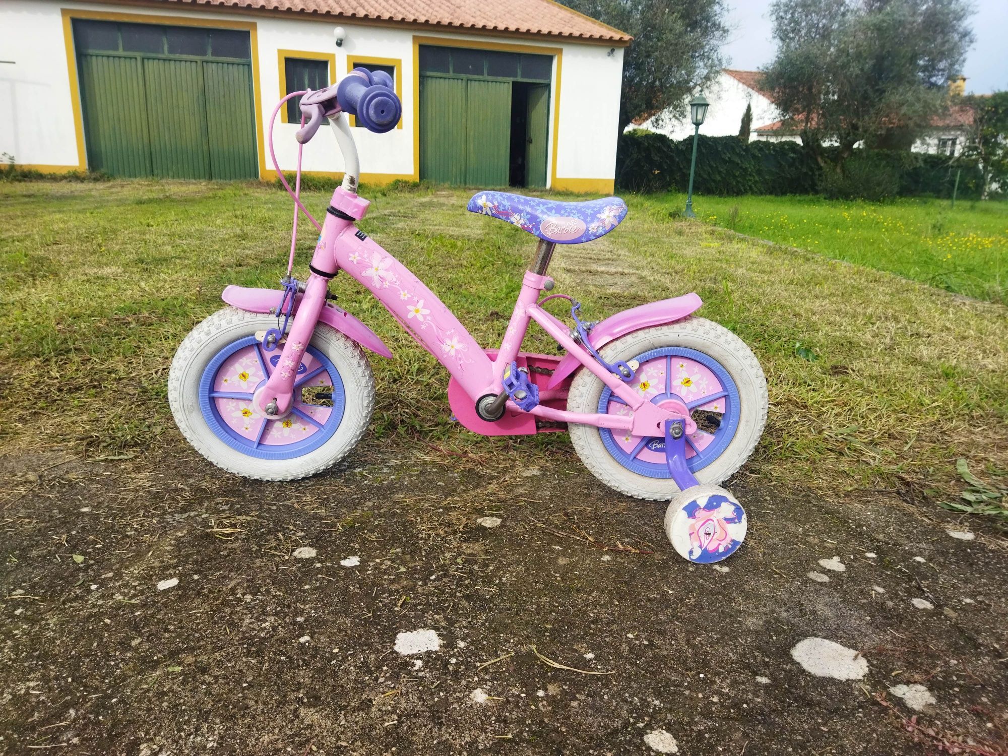 Bicicleta Barbie bom estado menina para as que adoram a Barbie