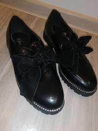 Czarne buty półbuty jazzówki rozmiar 39 z kokardką