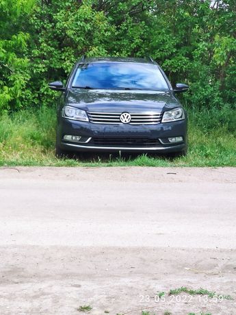 Продам авто Volkswagen b7 2012