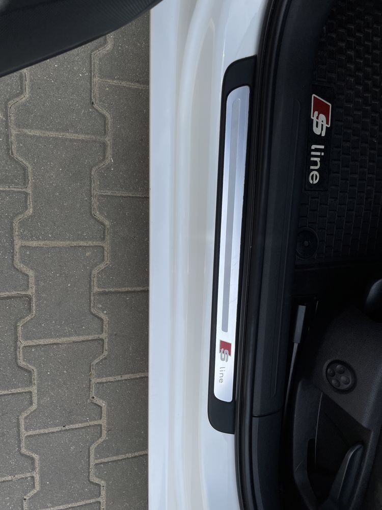 Audi a4 b8 3.0 s-line