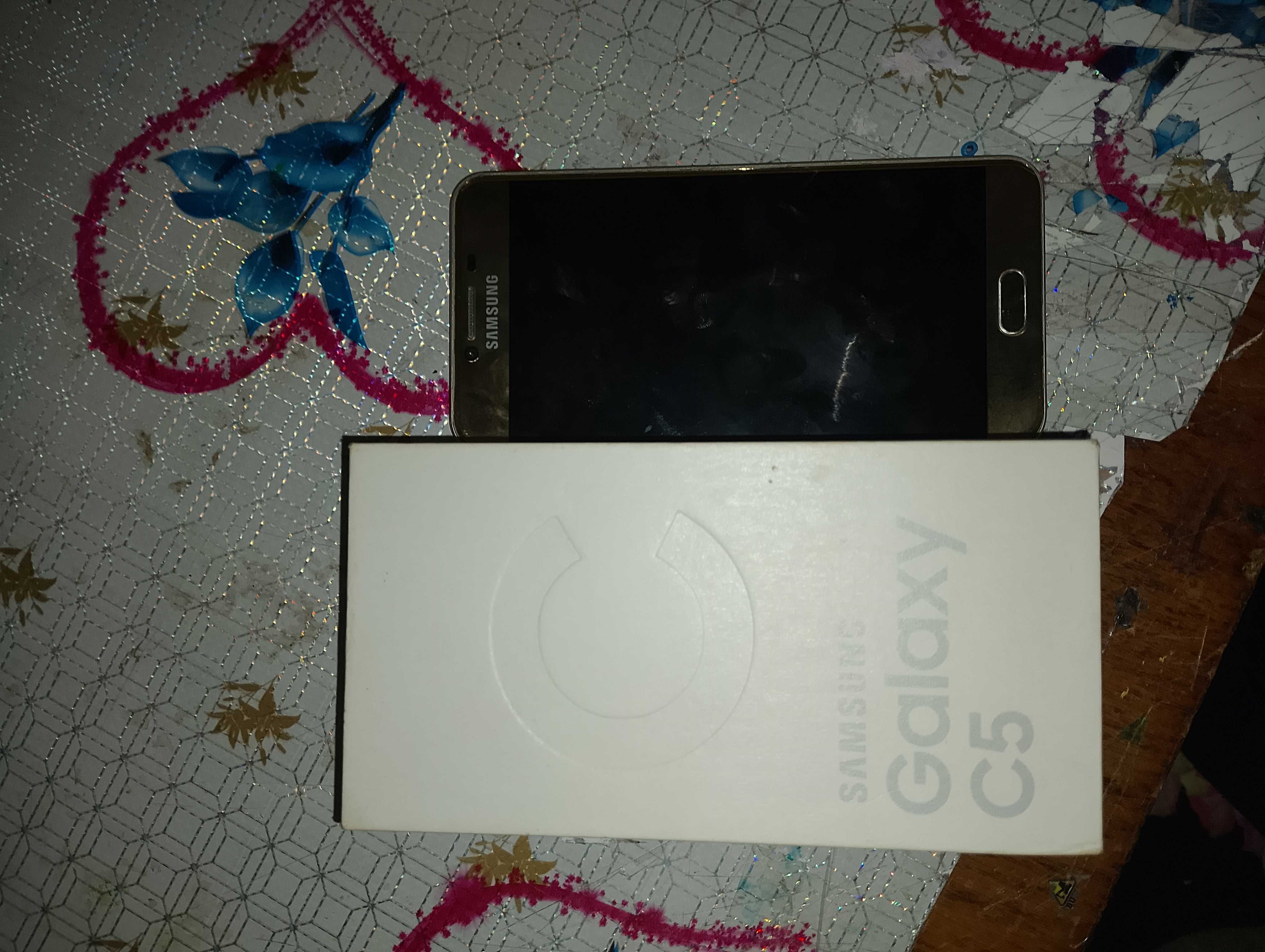 Продам Samsung Galaxy C5