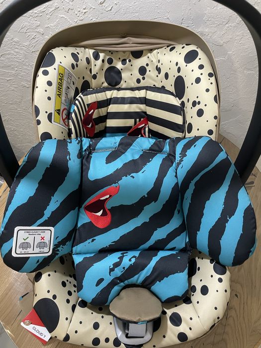 Автокрісло Cybex Cloud T