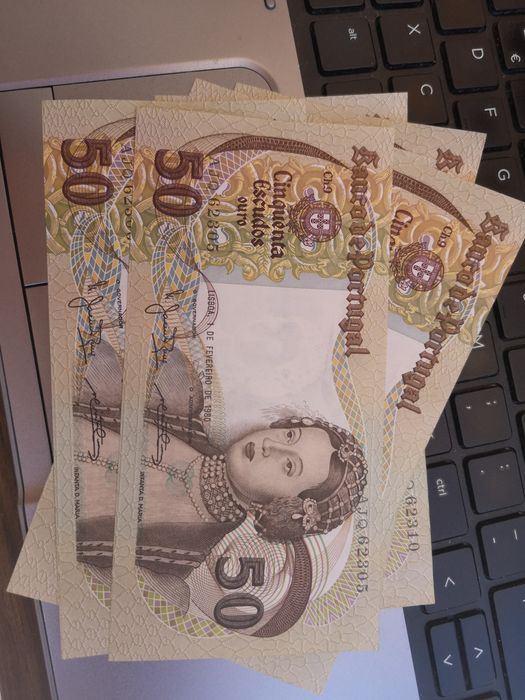 Série de 7 notas de 50$00 de 1980, números consecutivos