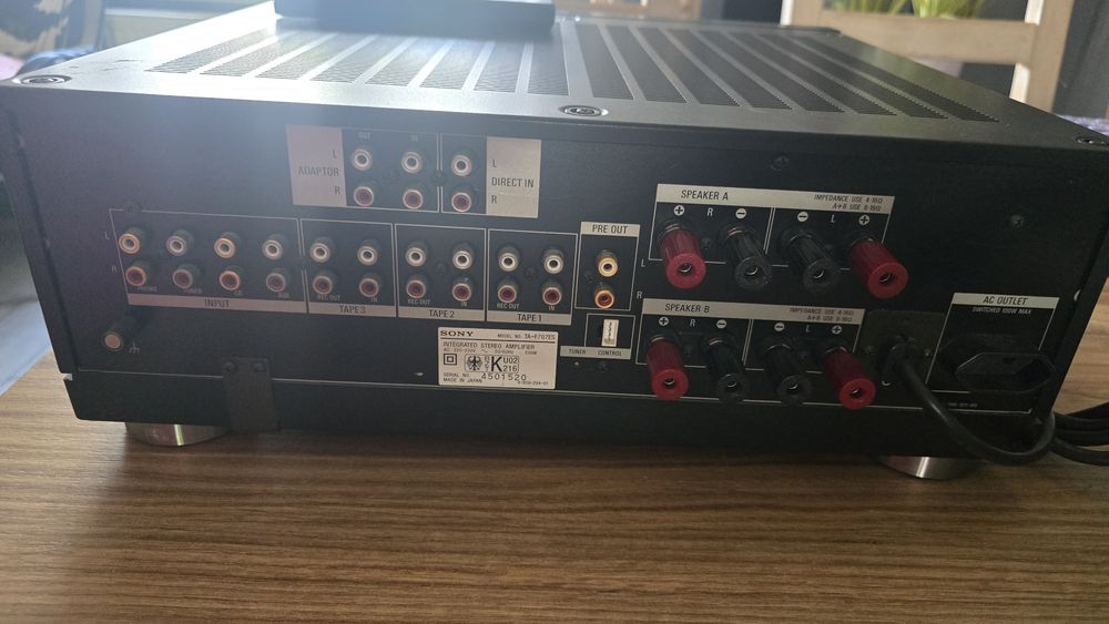 Wzmacnia Sony F707ES