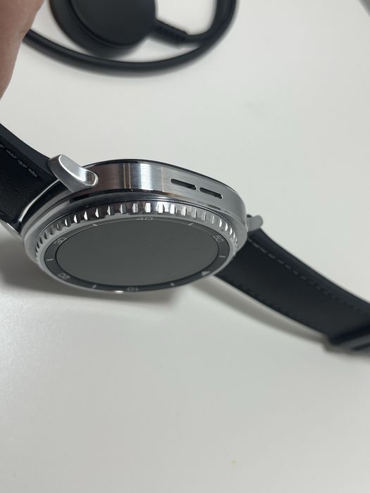 SAMSUNG Galaxy Watch 8 Classic 46mm Czarny SM-L500