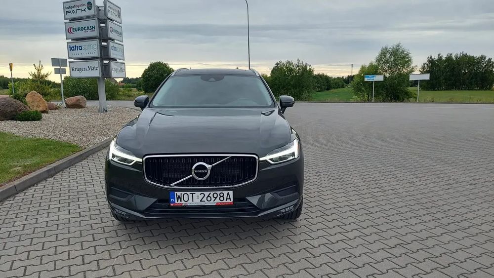 Volvo XC 60 T6 AWD Momentum