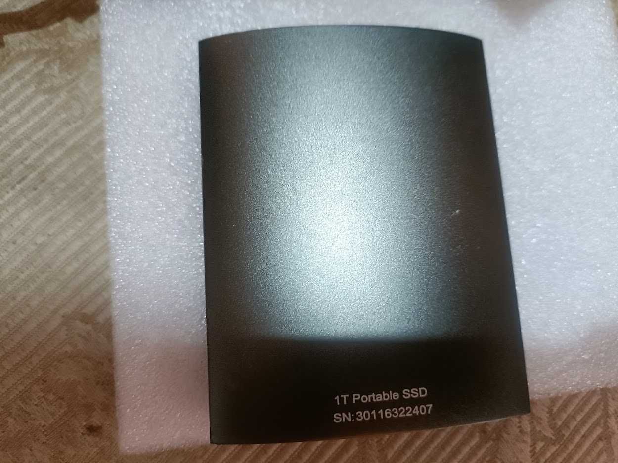 Hiksemi T300S Shield 1TB Type-C SSD Зовнішній Накопичувач