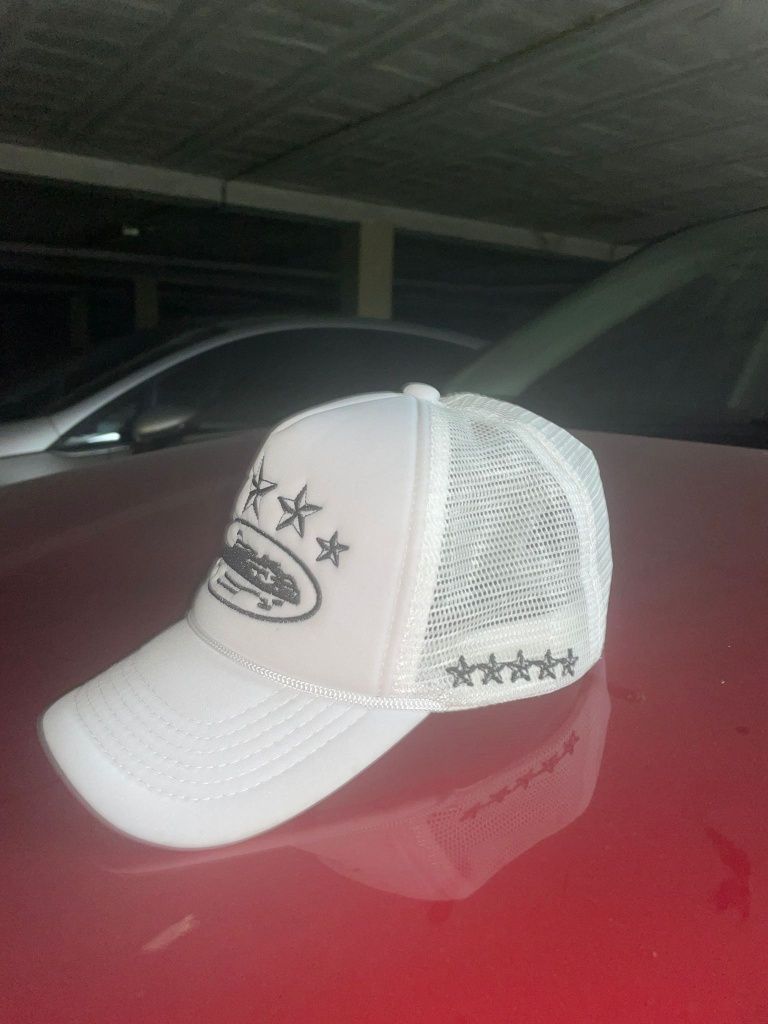 Chapeiro Corteiz 5 Stars Branco