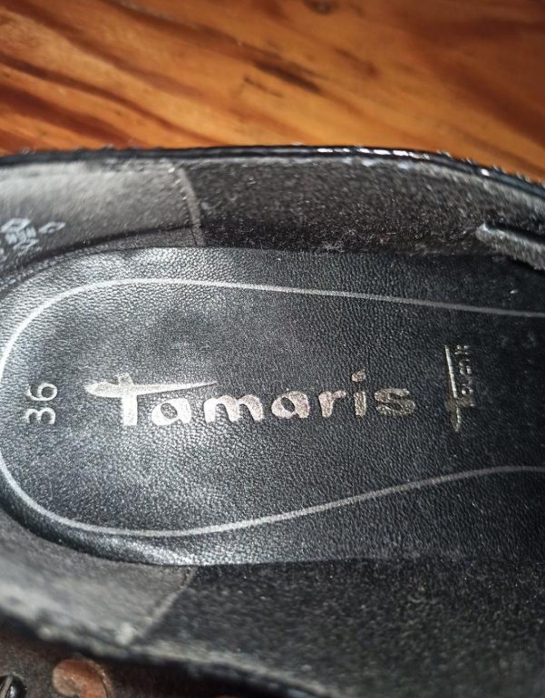 Броги, туфлі Tamaris