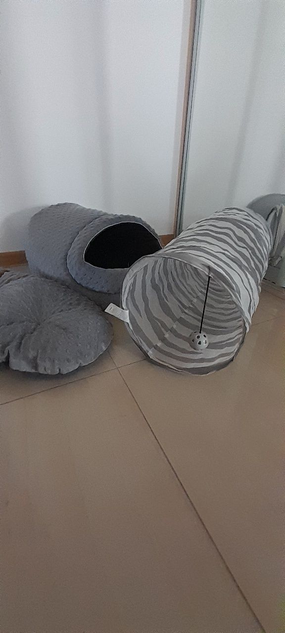 Duża budka legowisko kojec dla psa kota gratis tunel do zabawy