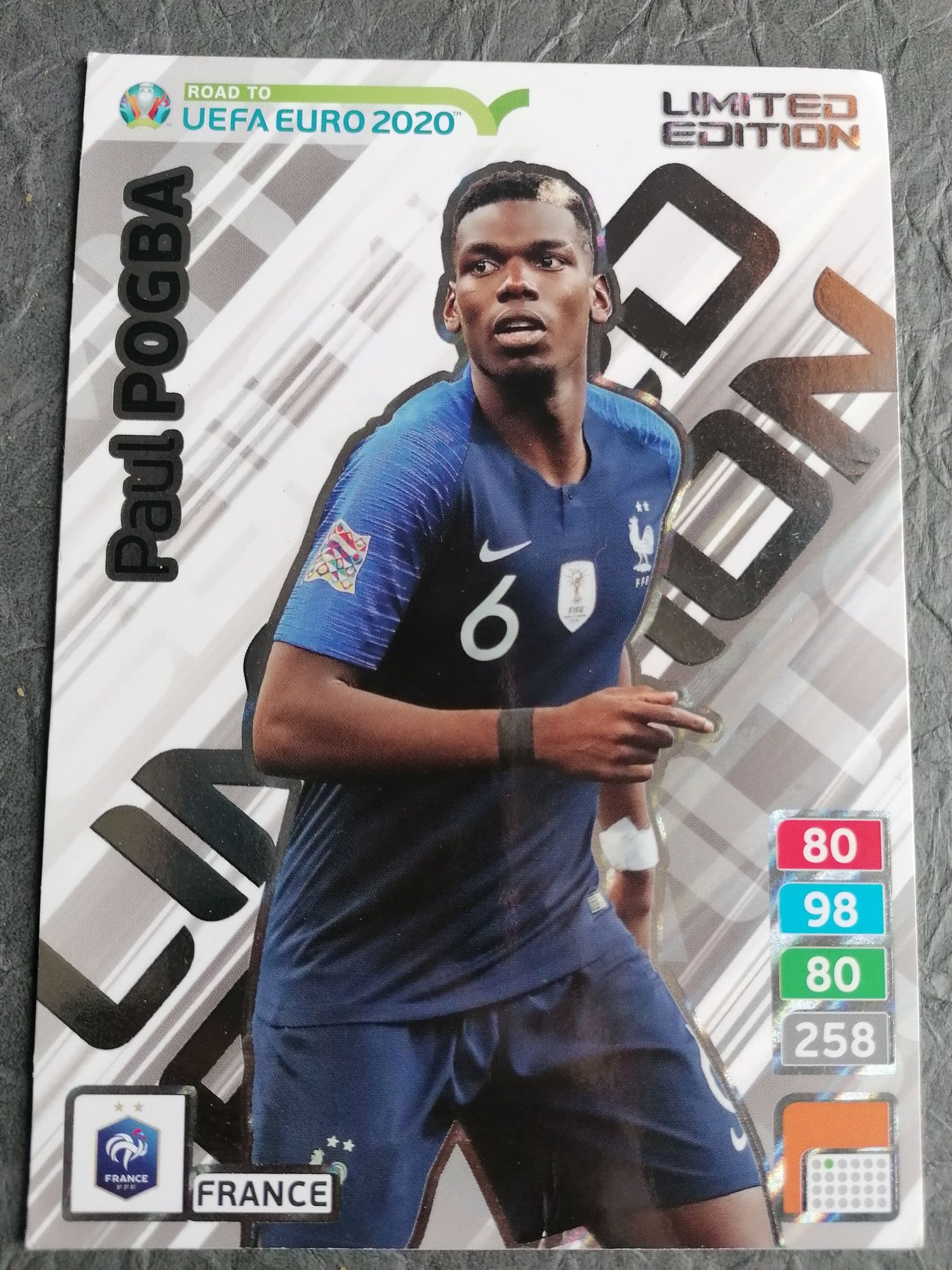 Karty UEFA Euro 2020 XXL Limited