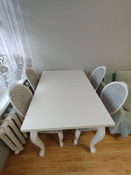 Zestaw stół+krzesła
