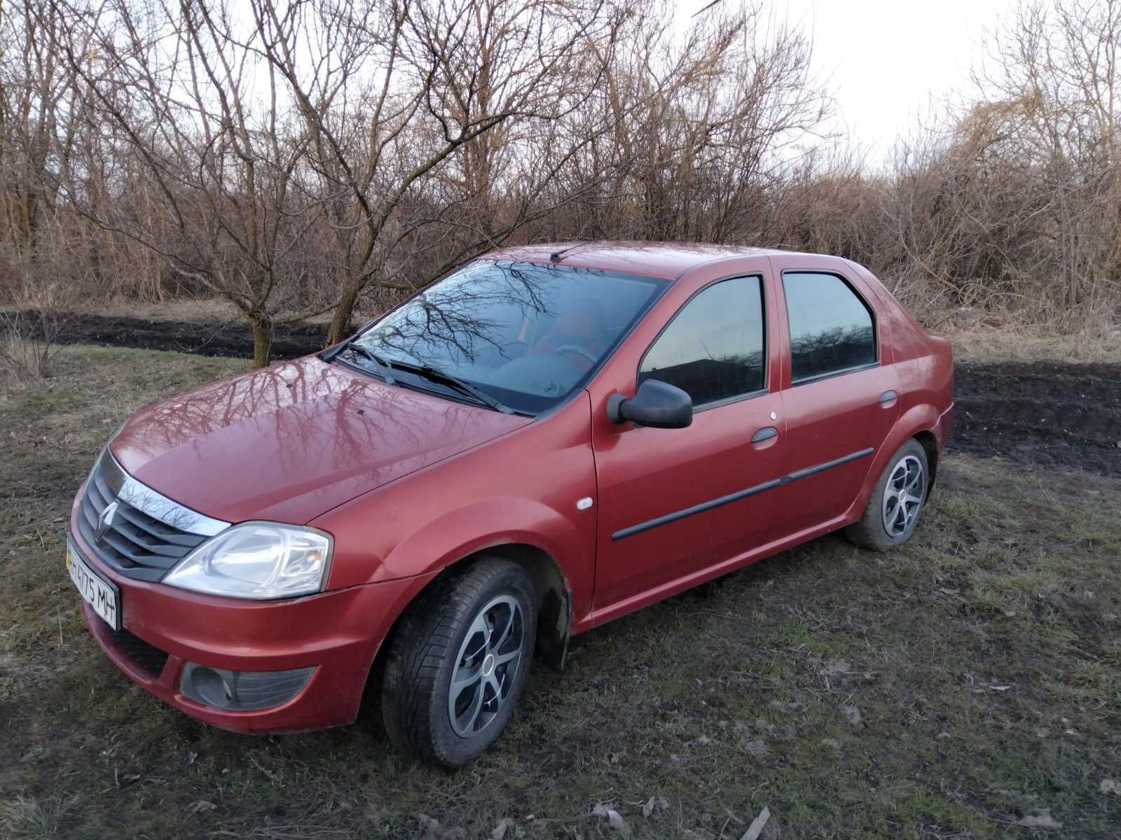 продам машину RENAULT LOGAN