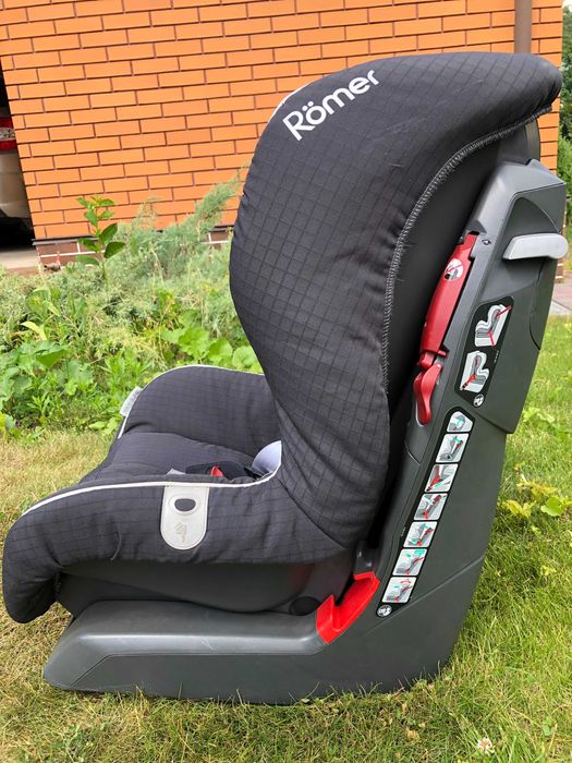 Автокрісло Britax Romer King Plus - вд 9 міс до 4 років