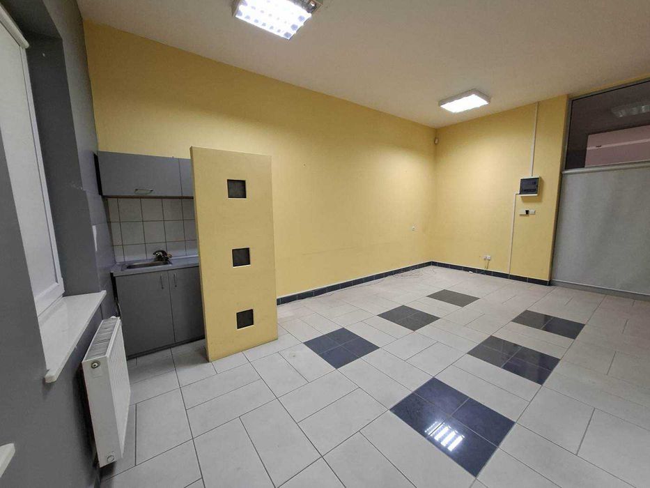 Lokal 38 m2 do wynajęcia przy ul. Św. Rocha 12