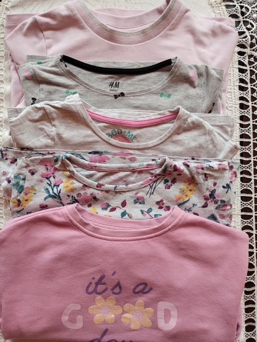 Zestaw bluz, t- shirtów do przedszkola dla dziewczynki, rozmiar 104