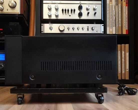 Wzmacniacz mocy Onkyo Integra