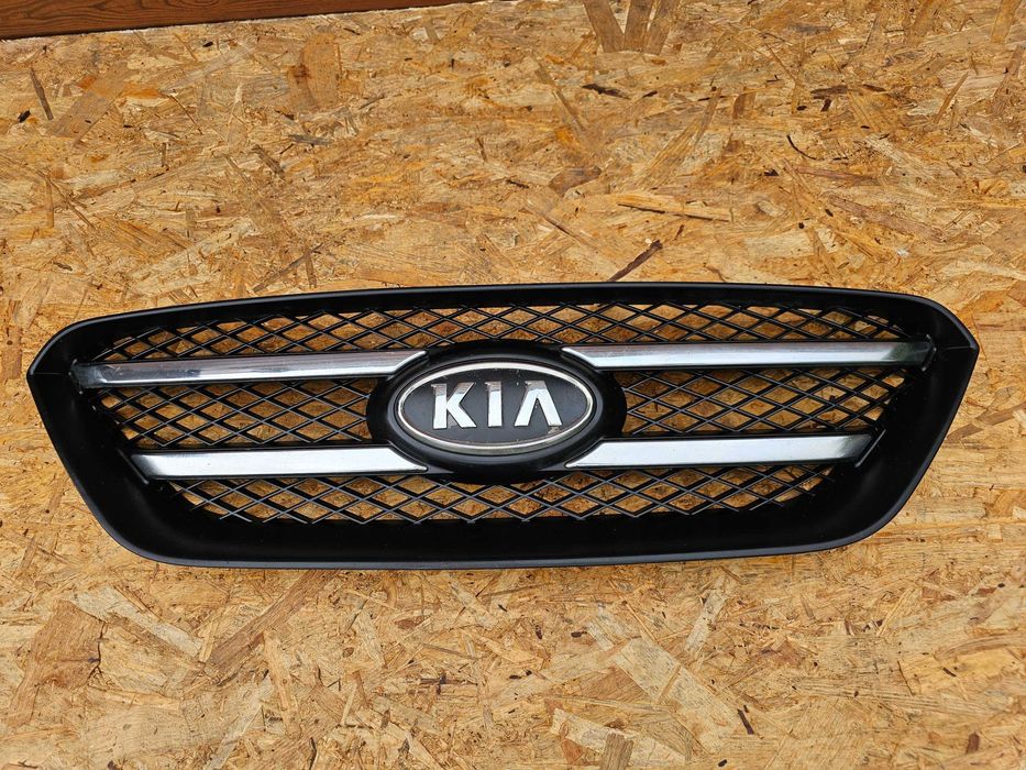 Kia Carens III gril atrapa chłodnicy 06-10 ŁADNY CHROM