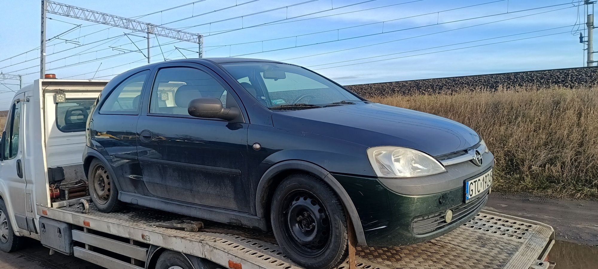 Opel Corsa C na części kolor Z 357