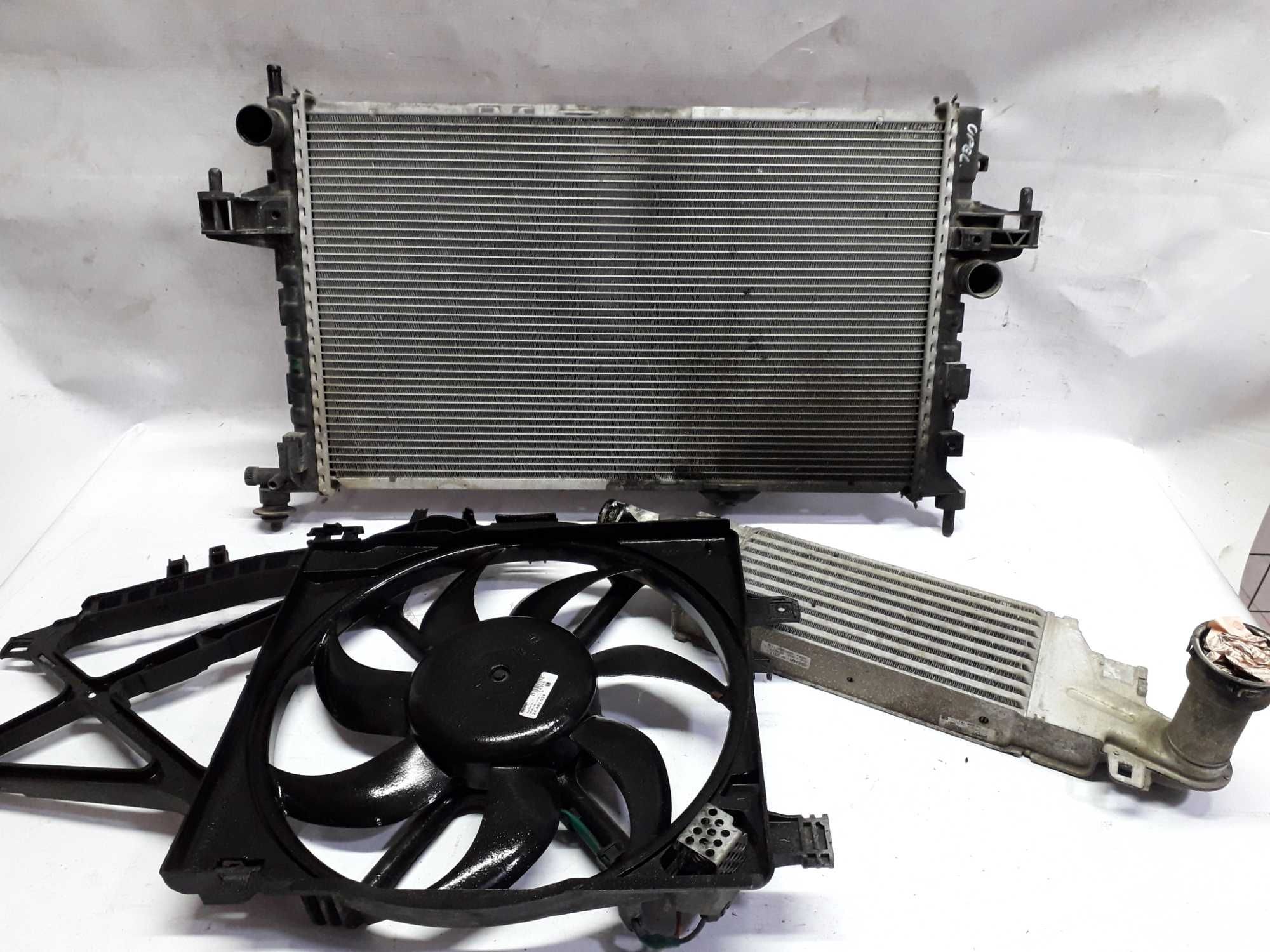 Radiador intercooler ventilador Opel Corsa C Opel Combo 1.3 CDTi