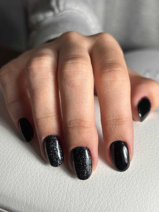 Манікюр (м.Кривий Ріг, площа Визволення)