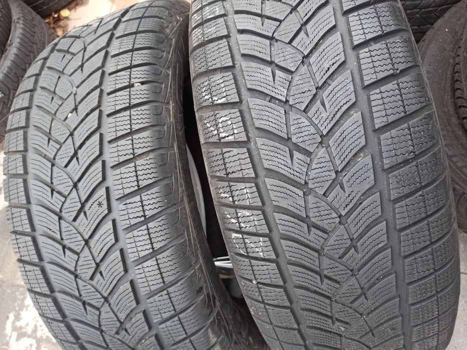Зимняя резина ПАРА 265/60 R18 Goodyear