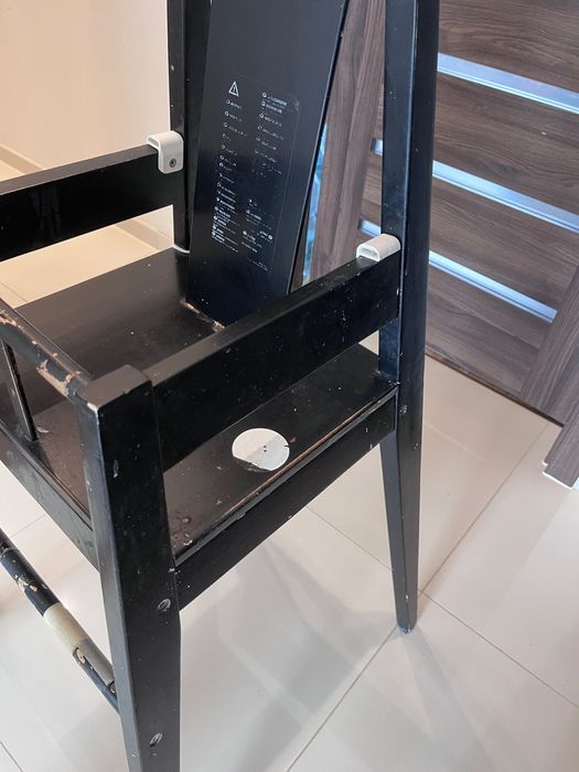 Drewniane krzesło do karmienia ikea