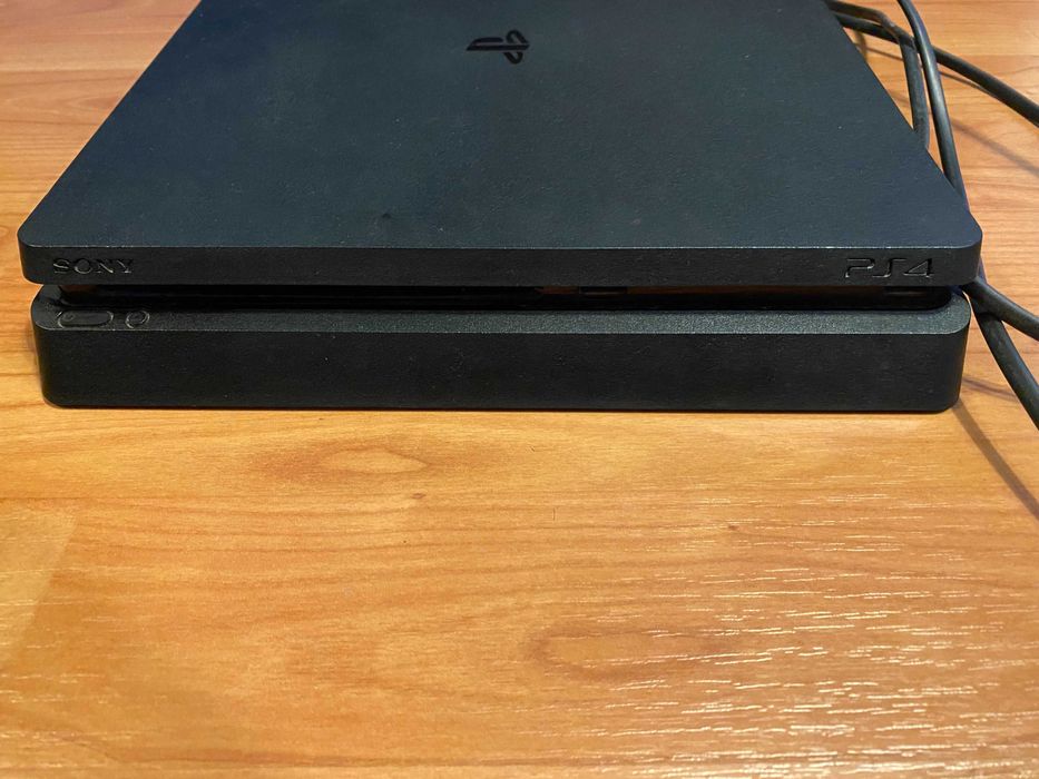 Vendo PS4 slim 1TB