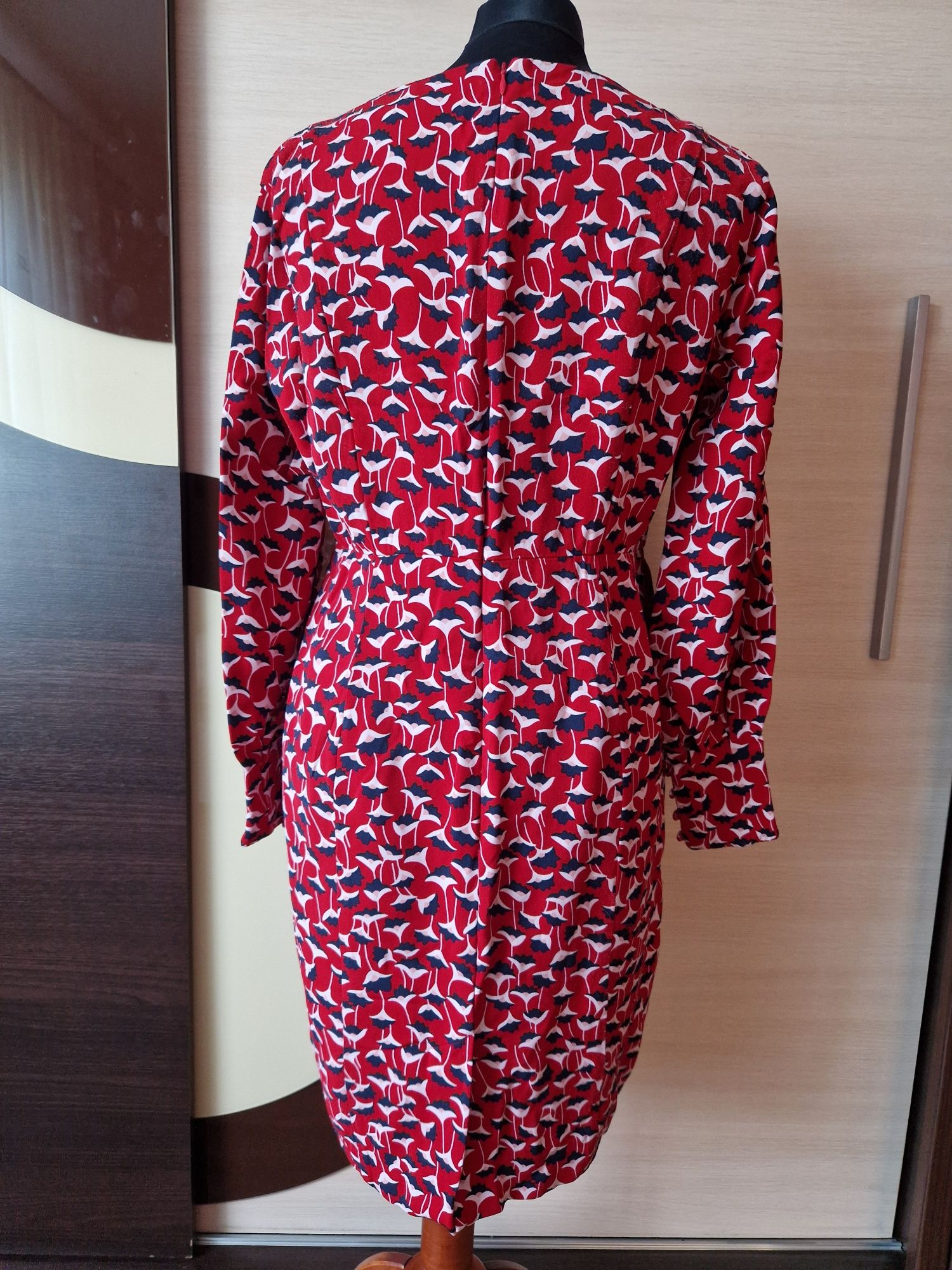 Czerwona elegancka sukienka Boden