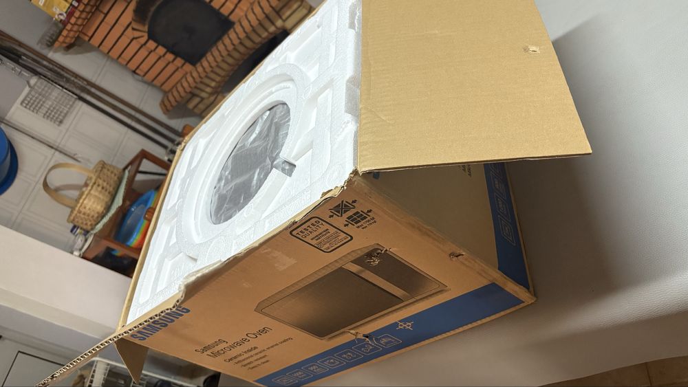 Vendo microondas SAMSUNG 28L