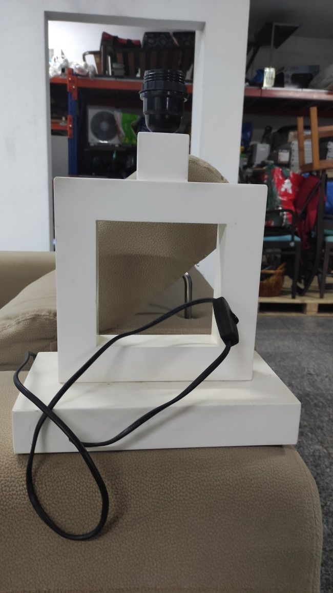Candeeiro de mesa