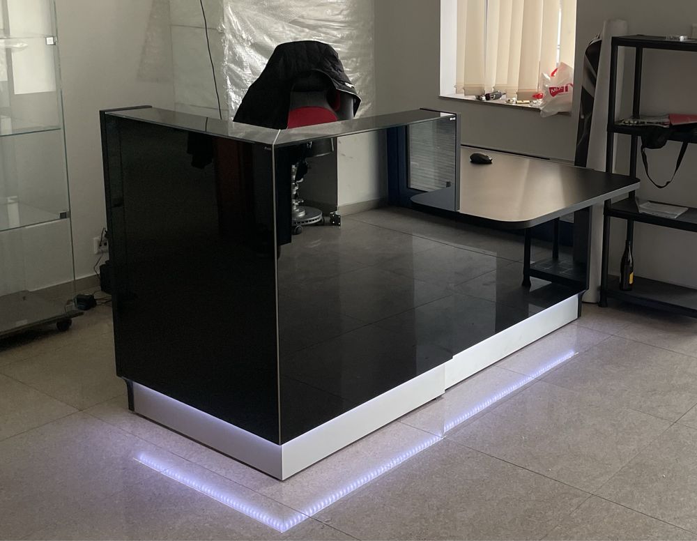 Recepcja Premium stanowisko Czarne Szkło LED Połysk