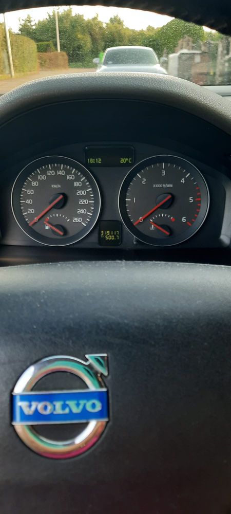 Volvo S40 2010r 2.0D 136km