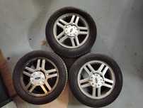 Jantes 15' com pneus 4x108 (só tem 2)