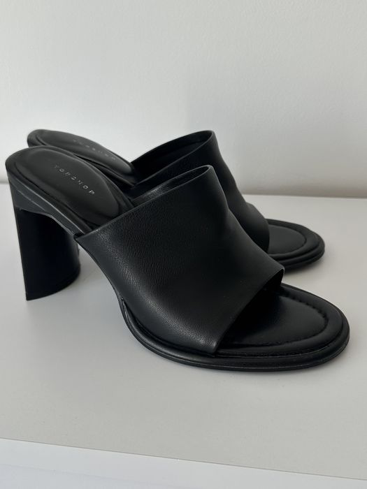 Шкіряні осінні мюлі чорні