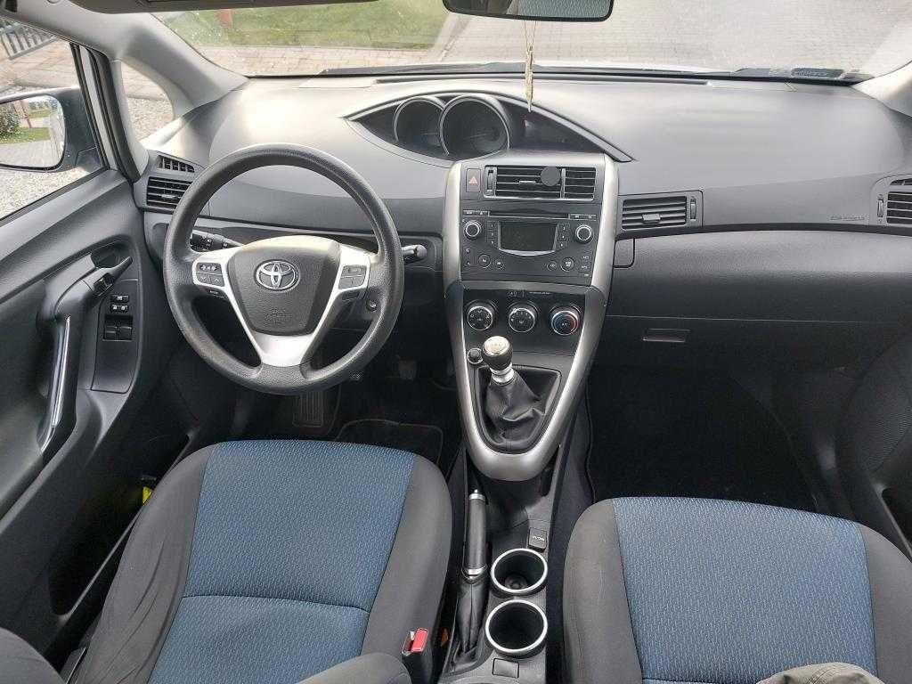 Toyota Verso 2.0 124 KM Krajowa Zadbana Serwisowana