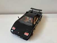 Model Lamborghini Countach 1:18 BBurago Burago (maisto welly)