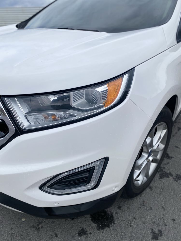 Ford Edge titanium
