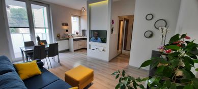 ***NOWOCZESNY APARTAMENT ***2- pokoje CENTRUM Leszczyńskiego+parking