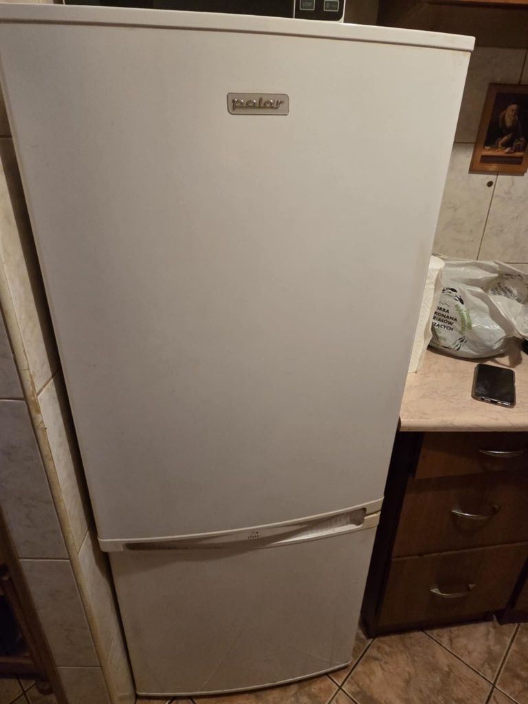 Lodówka polar z oddzielnym zamrażalnikiem