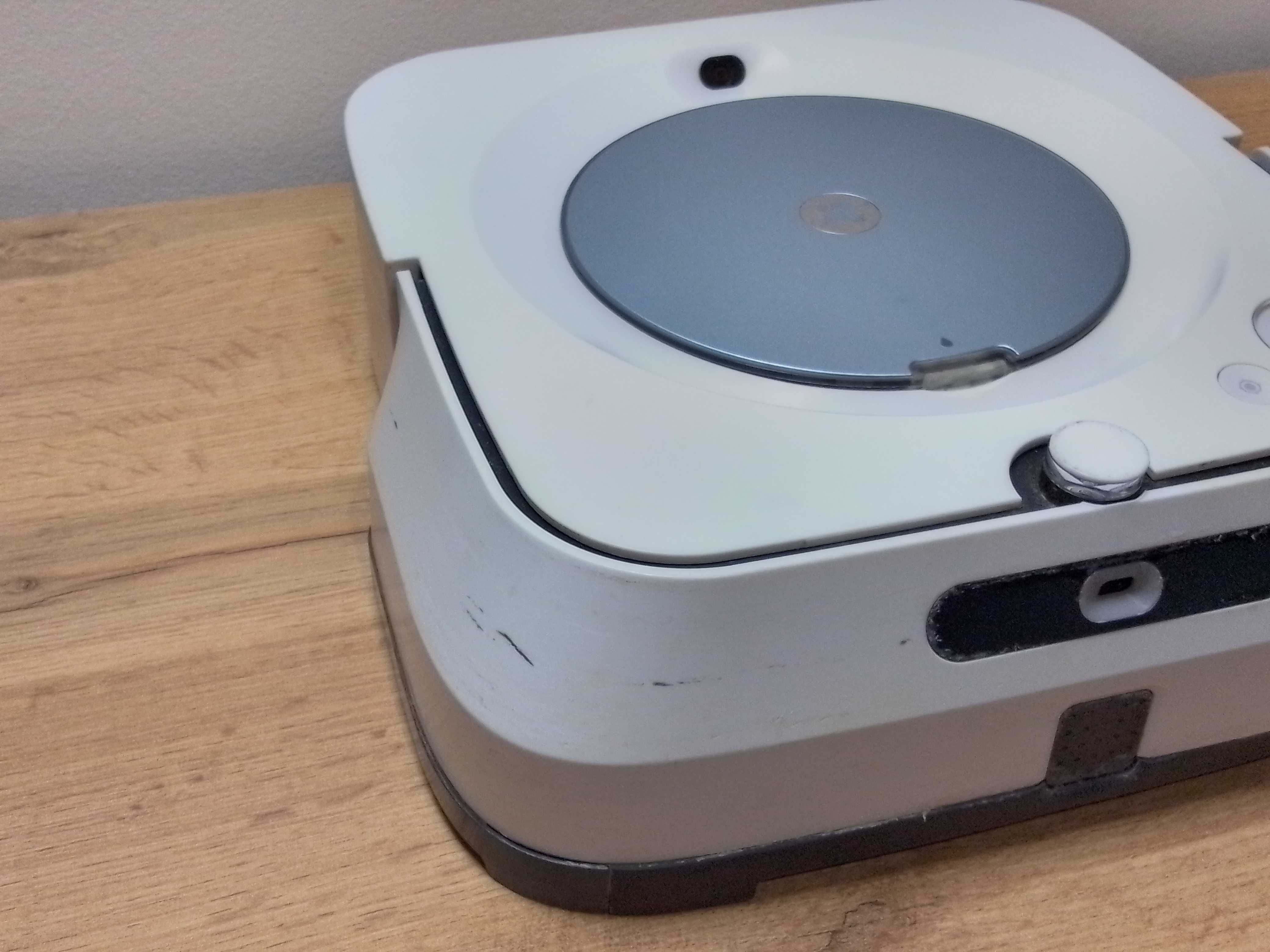 Robot sprzątający iRobot Braava M6 (m6134)  USZKODZONY | N1A-71